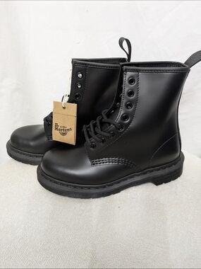 Dr Martens 1460 Mono Black Combat Boots NWOB Women's 6 Men's 5